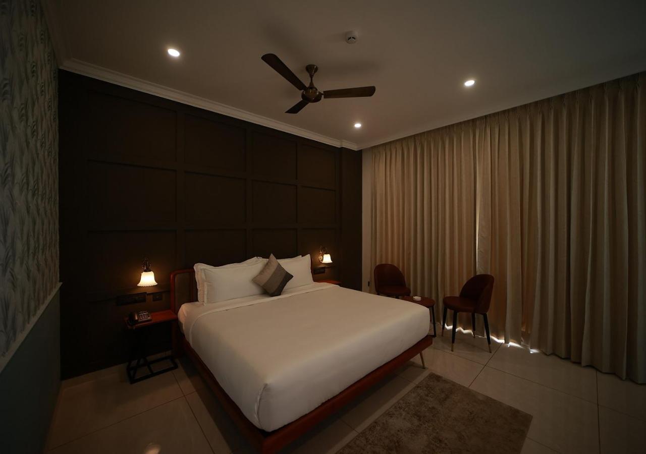 De Fleur Hotel Pondicherry Exterior foto
